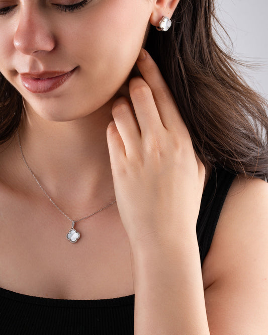 925 Ayar Beyaz Sedef Taşlı Rodyum Van Cleef Yonca Kolye Küpe 2'li Gümüş Set-Takım