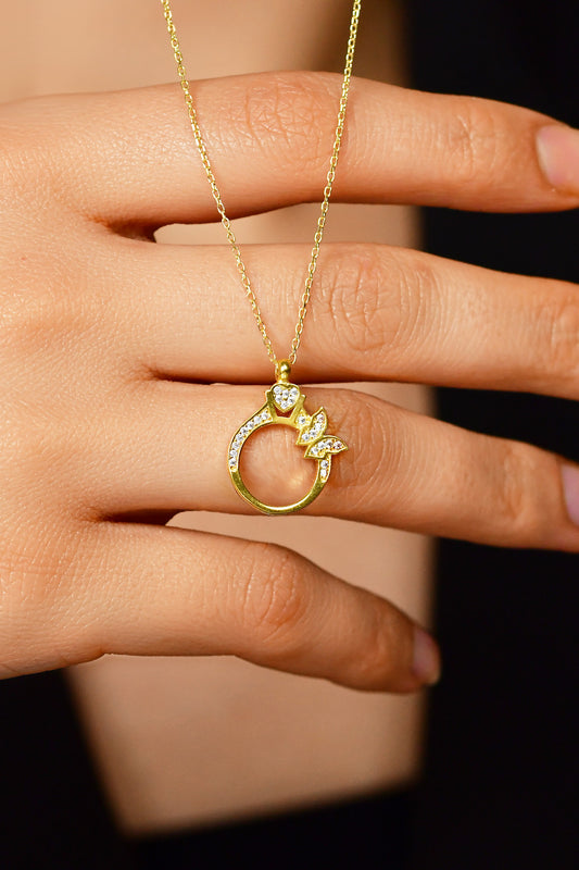925 Ayar Zirkon Taşlı Gold Yüzük Motifli Gümüş Kolye