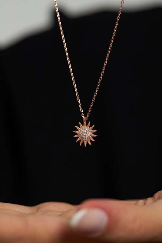925 Ayar Zirkon Taşlı Rose Güneş Minimal Gümüş Kolye