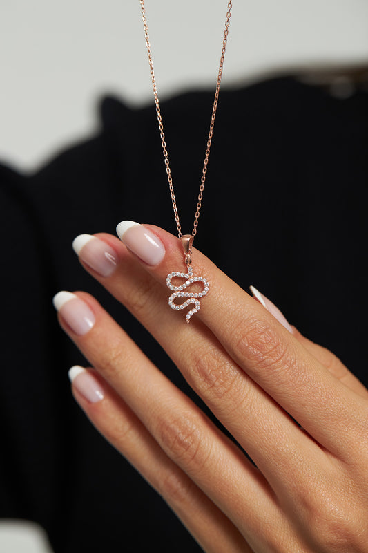 925 Ayar Zirkon Taşlı Rose Yılan Gümüş Kolye