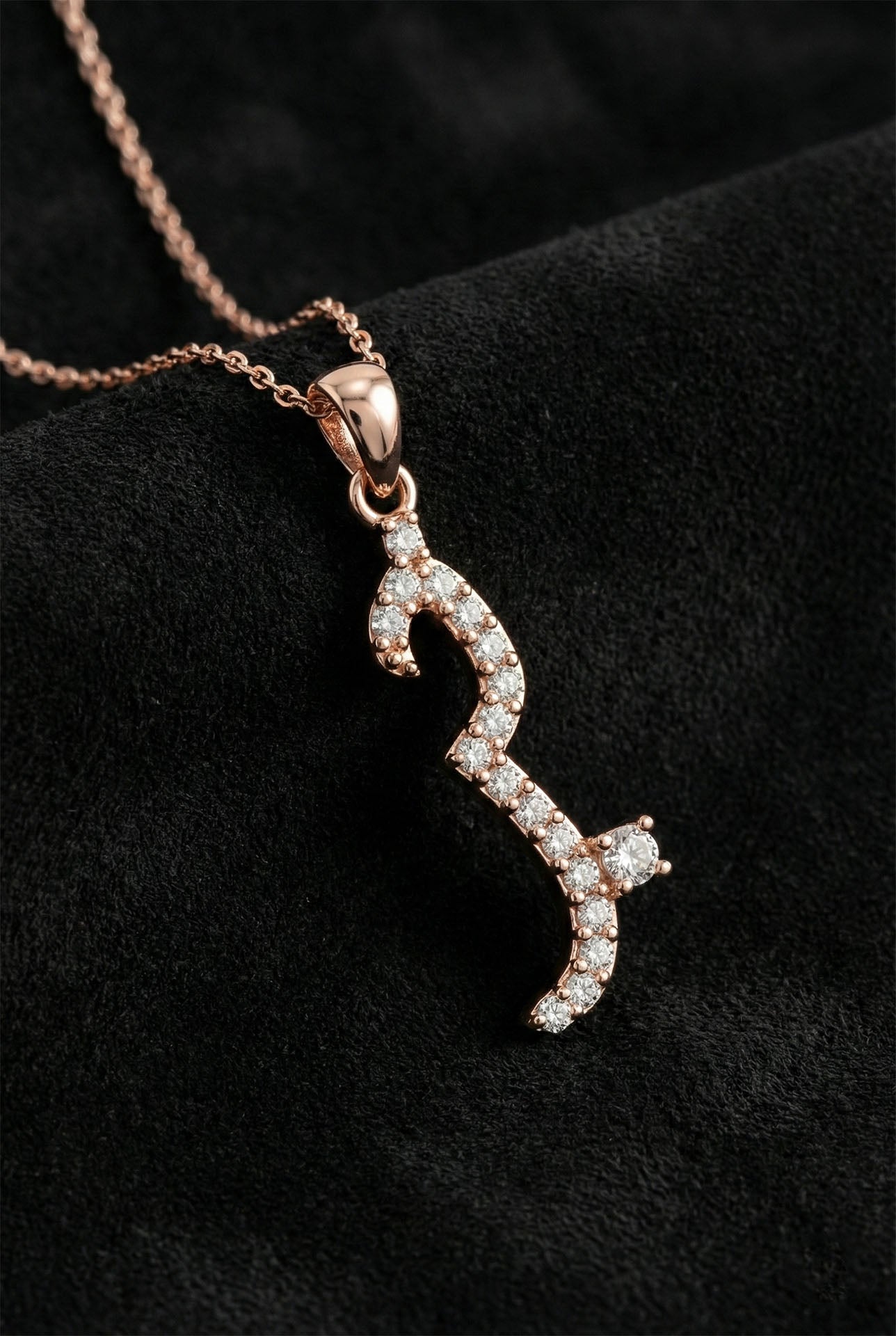 925 Ayar Zirkon Taşlı Rose Hub (Aşk) Yazılı Gümüş Kolye