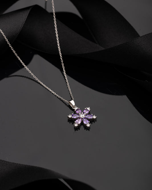 925 Ayar Ametist Taşlı Rodyum Lotus Çiçeği Gümüş Kolye