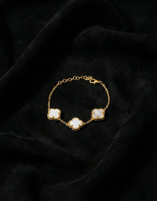 925 Ayar Beyaz Sedef Taşlı Gold Van Cleef Üçlü Yonca Gümüş Bileklik