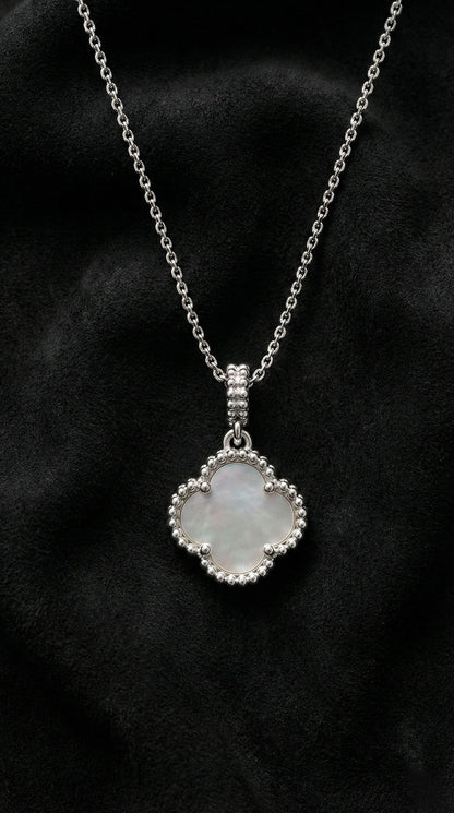 925 Ayar Beyaz Sedef Taşlı Rodyum Van Cleef Yonca Gümüş Kolye