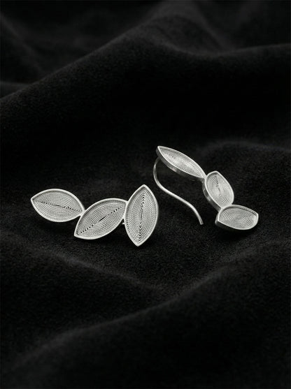 925 Ayar Elişi Telkari Gümüş Yaprak Motifli Yatay Sarmaşık Küpe