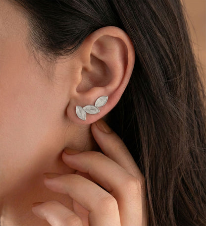 925 Ayar Elişi Telkari Gümüş Yaprak Motifli Yatay Sarmaşık Küpe