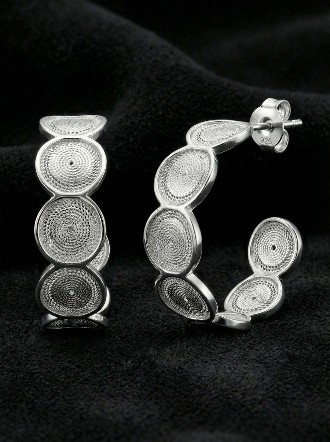 925 Ayar Elişi Telkari Gümüş Yuvarlak Desenli Halka Çivili Küpe