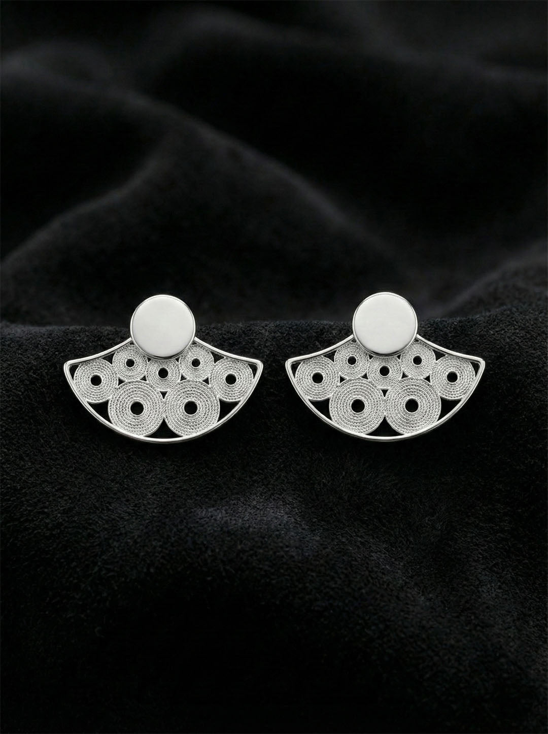 925 Ayar Elişi Telkari Gümüş Yuvarlak Desenli Yelpaze Çivili Küpe