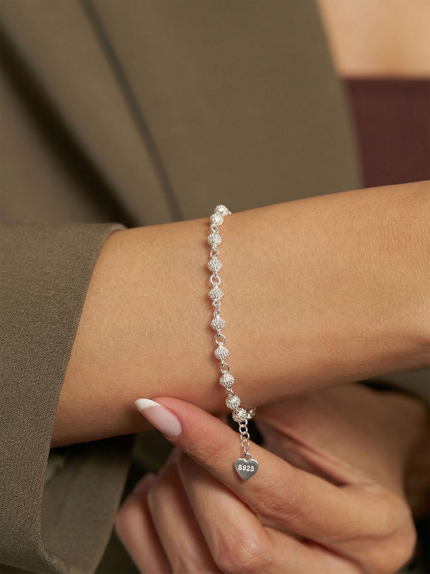 925 Ayar Geleneksel Kafes Telkari El İşi Top Zincir Gümüş Bileklik (9x4mm)