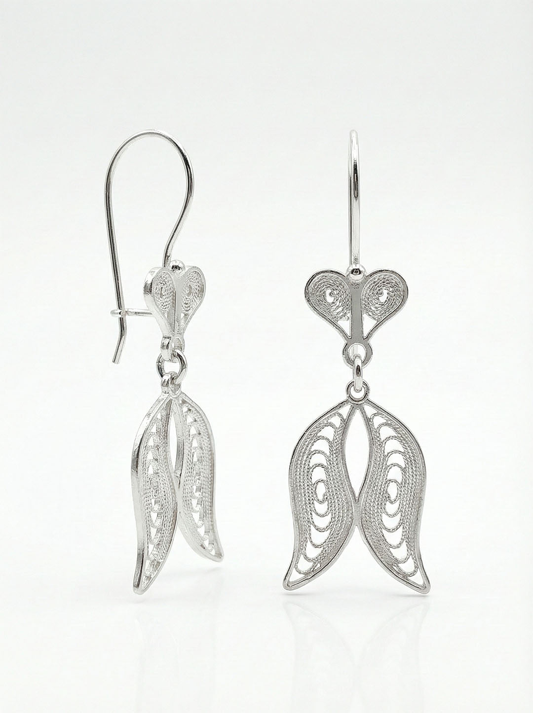 925 Ayar Geleneksel Telkari Elişi Sanatı Gümüş Lale Motifli Sallantılı Küpe