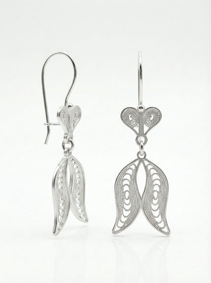 925 Ayar Geleneksel Telkari Elişi Sanatı Gümüş Lale Motifli Sallantılı Küpe