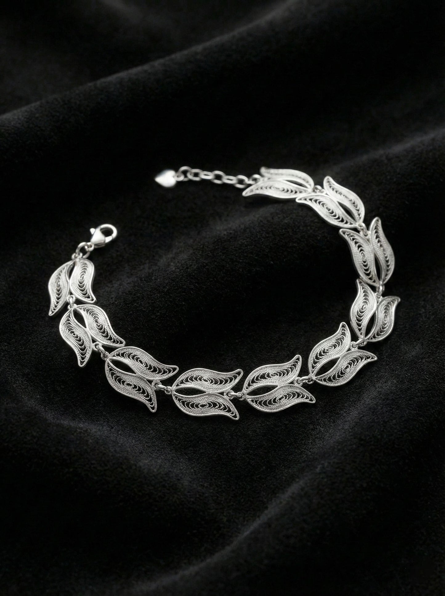 925 Ayar Geleneksel Telkari Elişi Sanatı Lale Motifli Gümüş Bileklik (Ayarlanabilir)