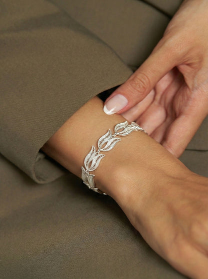 925 Ayar Geleneksel Telkari Elişi Sanatı Lale Motifli Gümüş Bileklik (Ayarlanabilir)