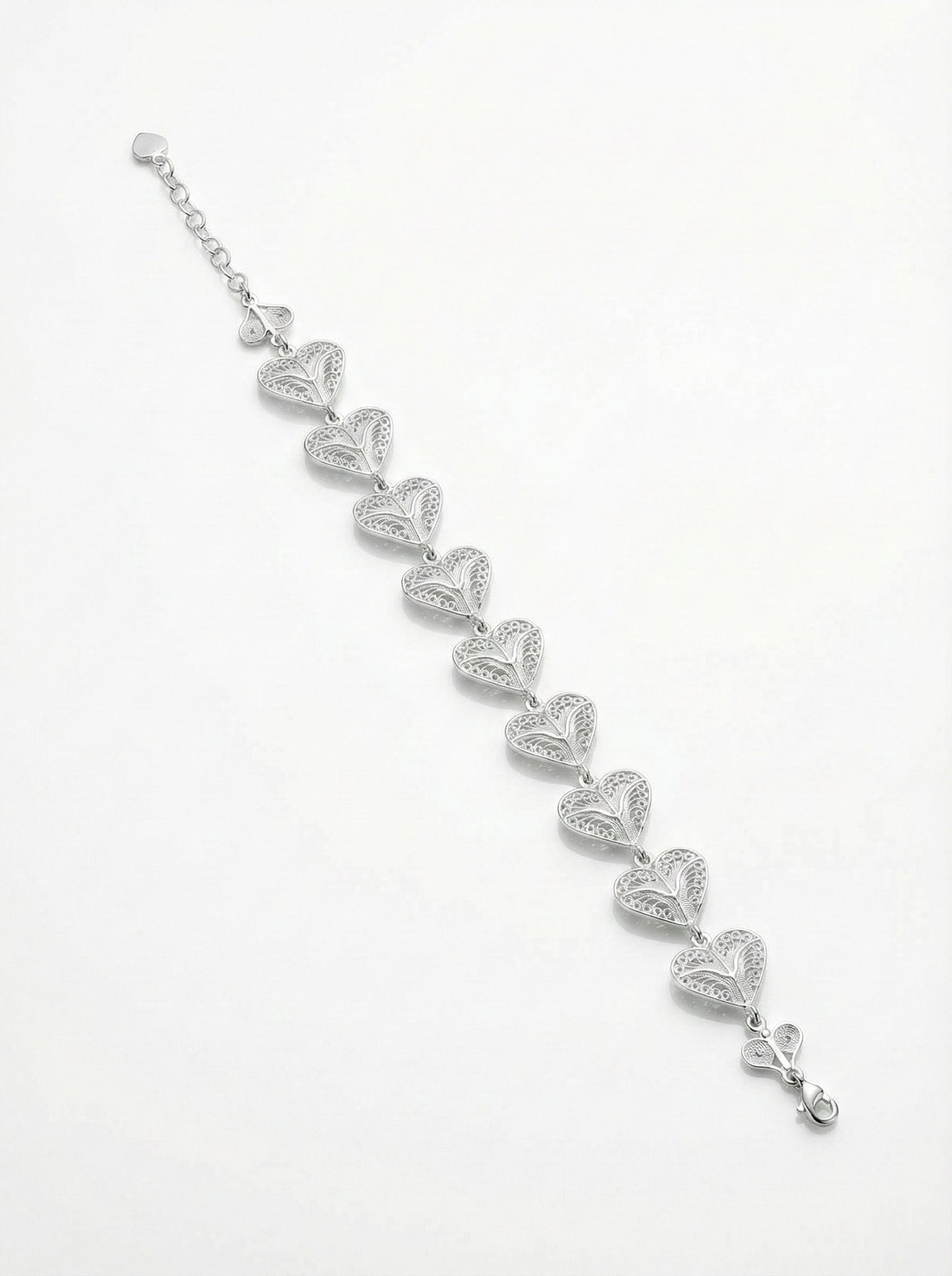 925 Ayar Geleneksel Telkari Sıralı Kalp Motifli Elişi Gümüş Bileklik (Ayarlanabilir)