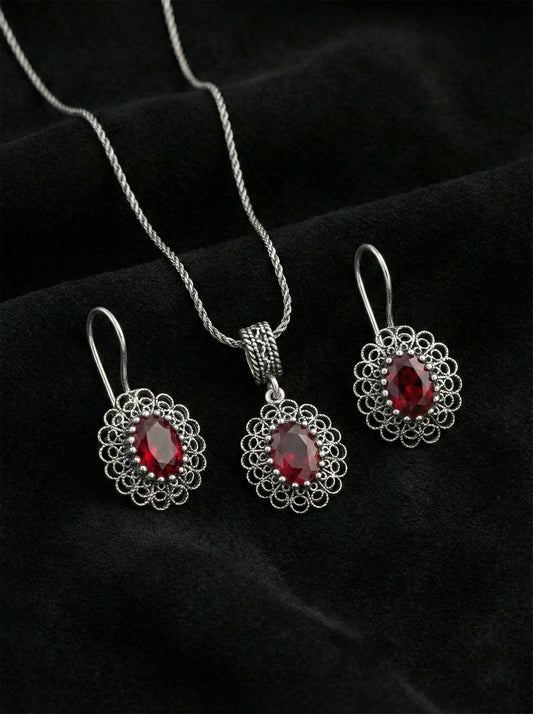 925 Ayar Gümüş Lal Taşlı Elişi Geleneksel Oval Telkari Kolye-Küpe 2'li Set