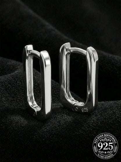 925 Ayar Gümüş Rodyum Kaplama Dikdörtgen Huggie Halka Küpe - Orta Boy (2mm En)