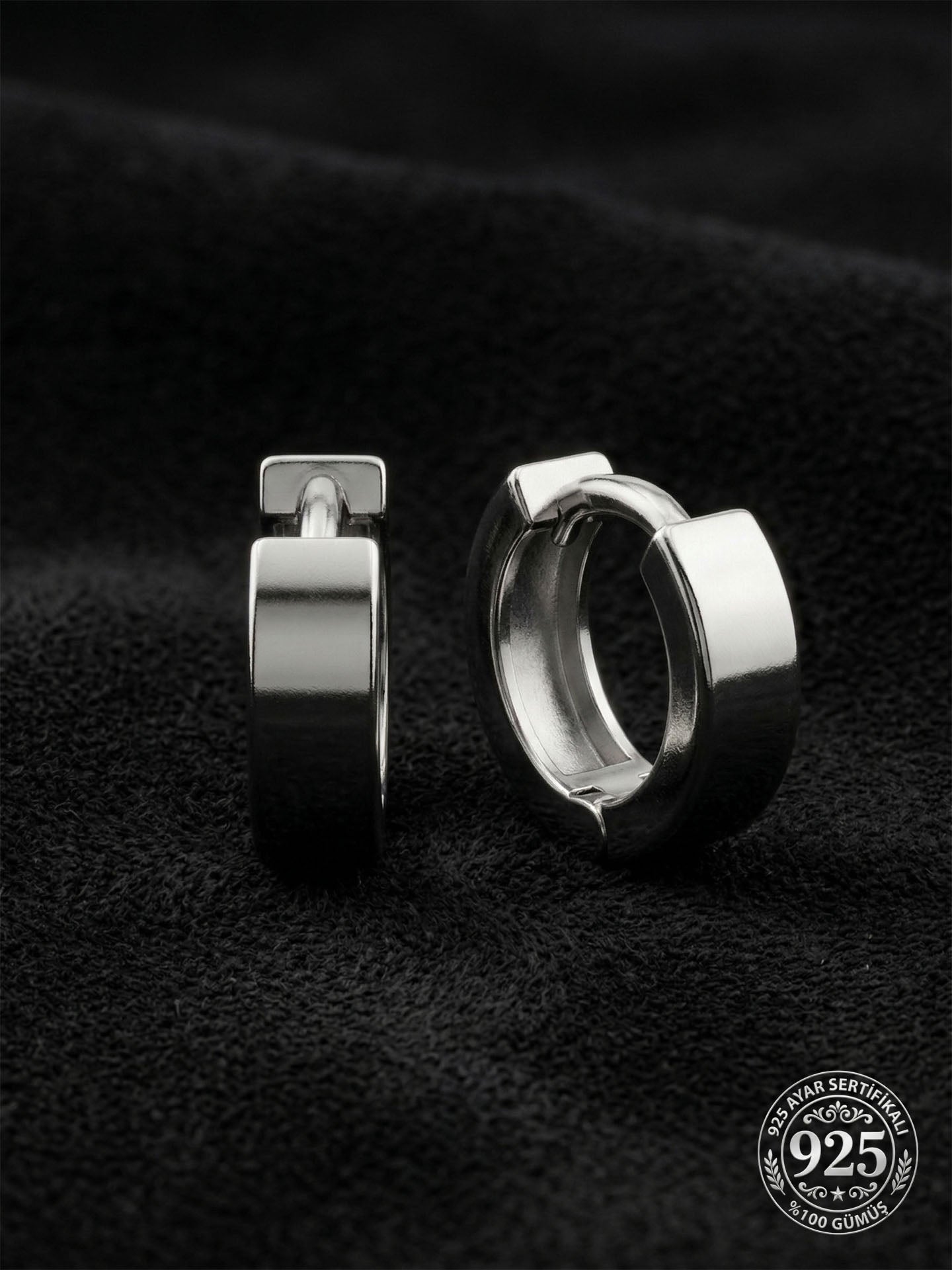 925 Ayar Gümüş Rodyum Kaplama Yuvarlak Unisex Huggie Halka Küpe - Çift (4x11mm)