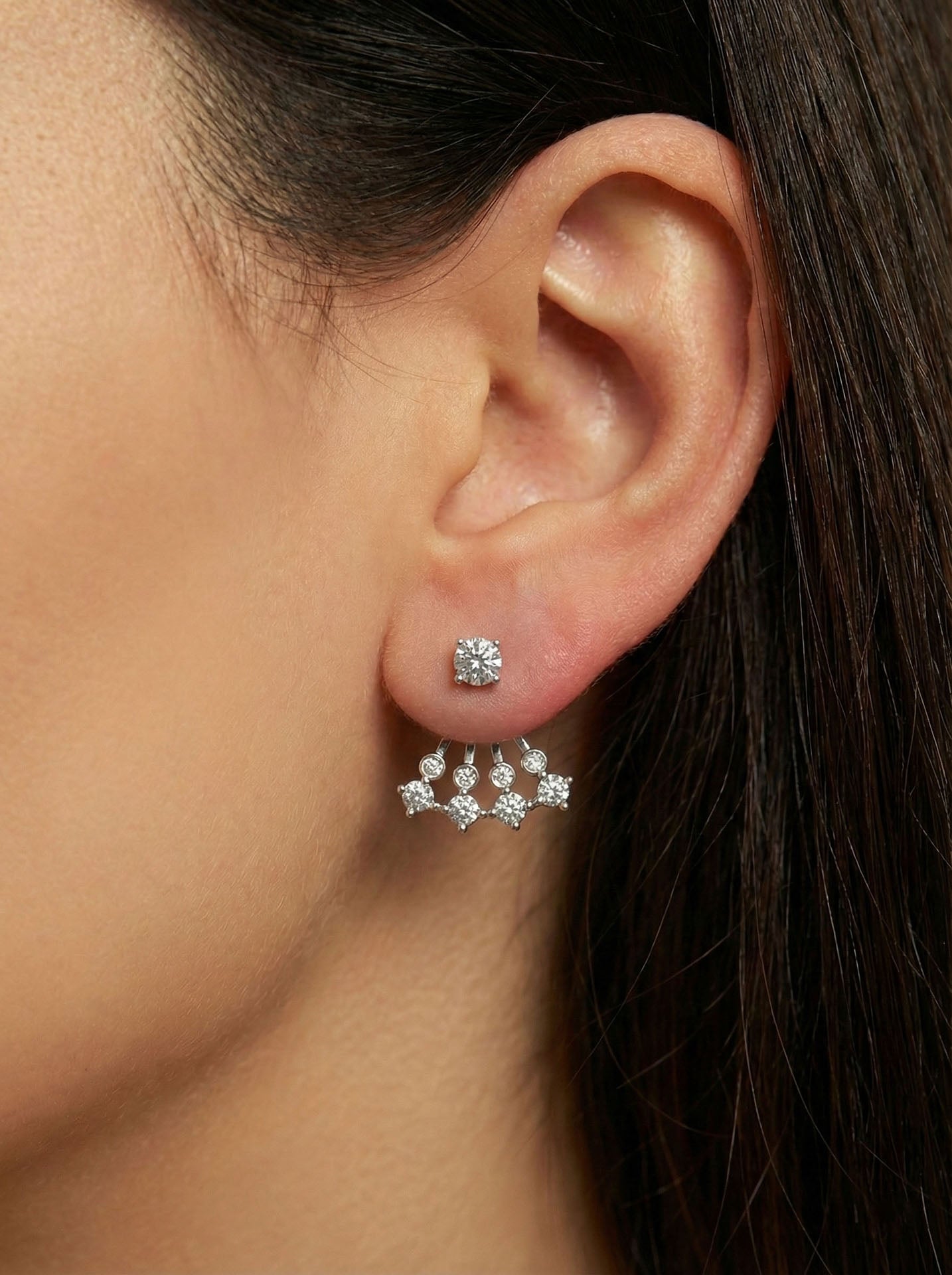 925 Ayar Gümüş Rodyum Renk Tektaş ve Yelpaze Kombinli İki Parçalı Ear Jacket Küpe