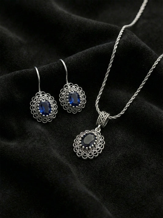 925 Ayar Gümüş Safir Taşlı Elişi Geleneksel Oval Telkari Kolye-Küpe 2'li Set