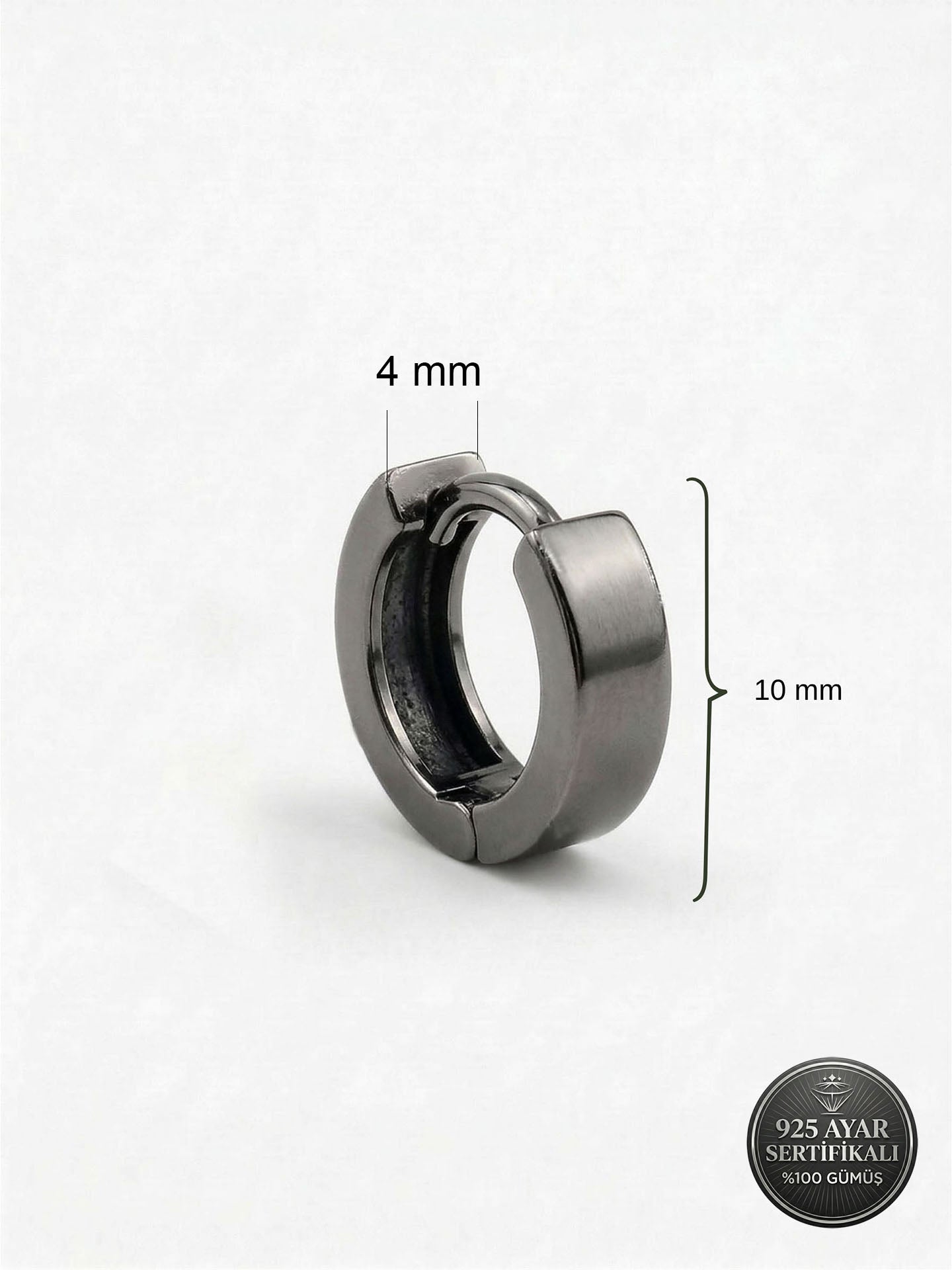 925 Ayar Gümüş Siyah Rodajlı Yuvarlak Erkek Huggie Halka Küpe - Tek (4x11mm)