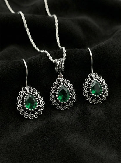 925 Ayar Gümüş Zümrüt Taşlı Elişi Geleneksel Damla Telkari Kolye-Küpe 2'li Set