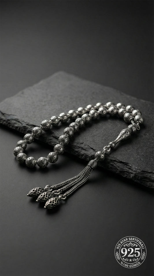 925 Ayar Küre Kesim 3 Kamçılı Arpa Püskül Bilek Boy İşlemeli Otantik Gümüş Tesbih