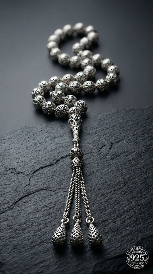 925 Ayar Küre Kesim 3 Kamçılı Püskül Bilek Boy Spiral Desenli Otantik Gümüş Tesbih