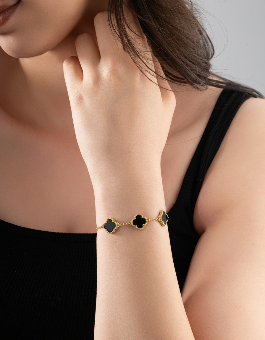 925 Ayar Oniks Taşlı Gold Van Cleef Üçlü Yonca Gümüş Bileklik