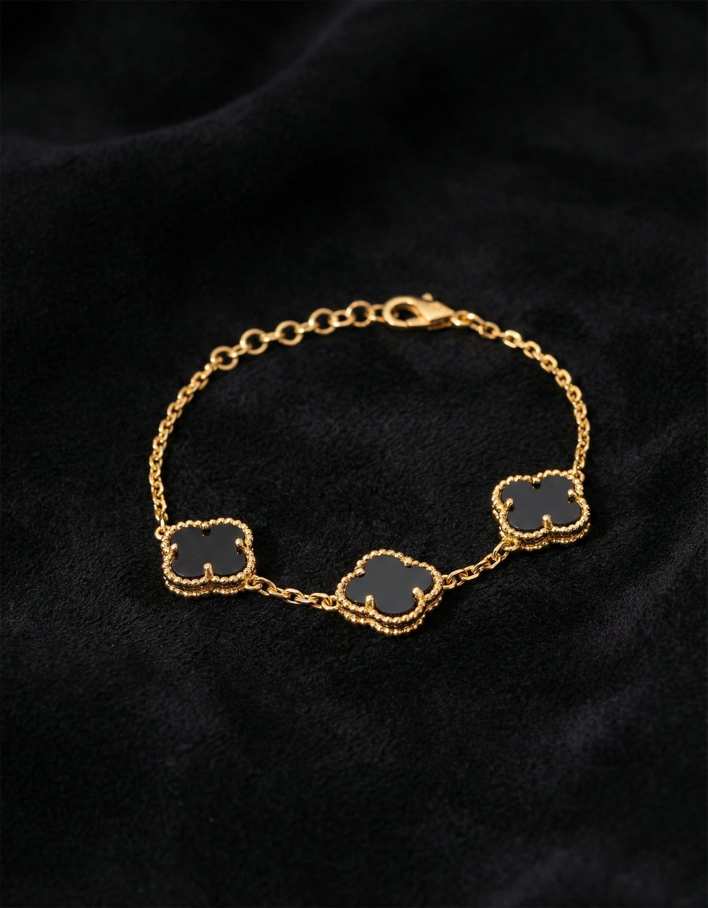 925 Ayar Oniks Taşlı Gold Van Cleef Üçlü Yonca Gümüş Bileklik
