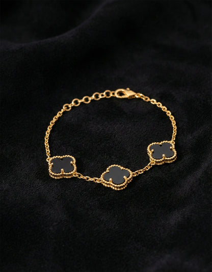 925 Ayar Oniks Taşlı Gold Van Cleef Üçlü Yonca Gümüş Bileklik