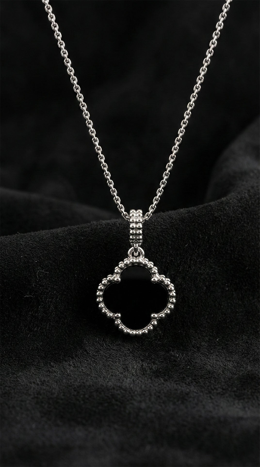 925 Ayar Oniks Taşlı Rodyum Van Cleef Yonca Gümüş Kolye