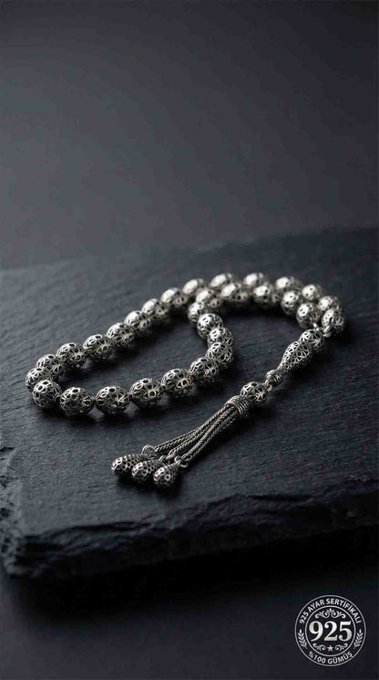 925 Ayar Oval Kesim 3 Kamçılı Püskül Orta Boy Füzyon İşlemeli Otantik Gümüş Tesbih