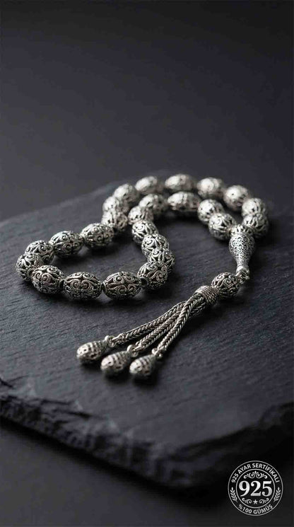 925 Ayar Oval Kesim 3 Kamçılı Püskül Orta Boy Lale Desenli Otantik Gümüş Tesbih