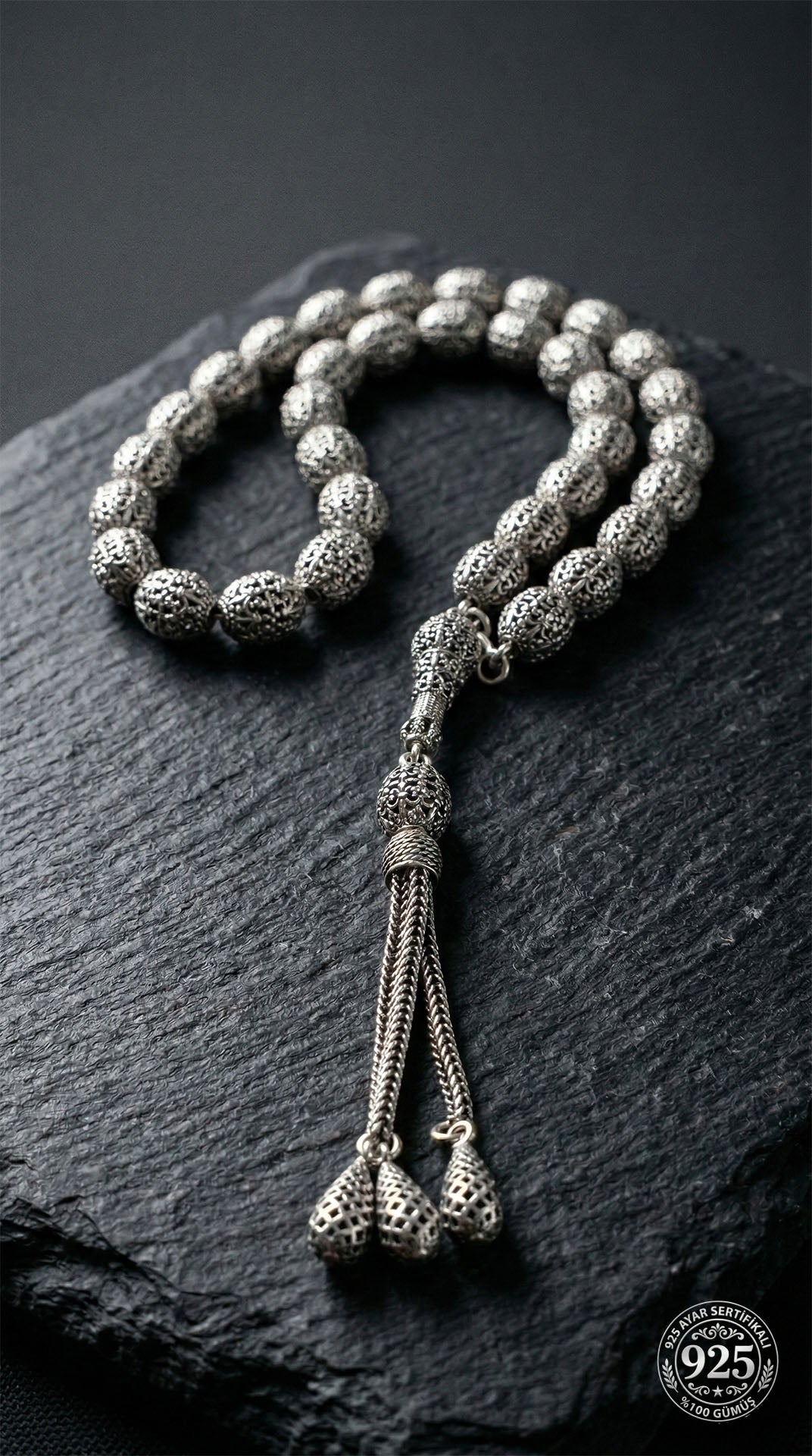 925 Ayar Oval Kesim 3 Kamçılı Püskül Orta Boy Örgü Desenli Otantik Gümüş Tesbih