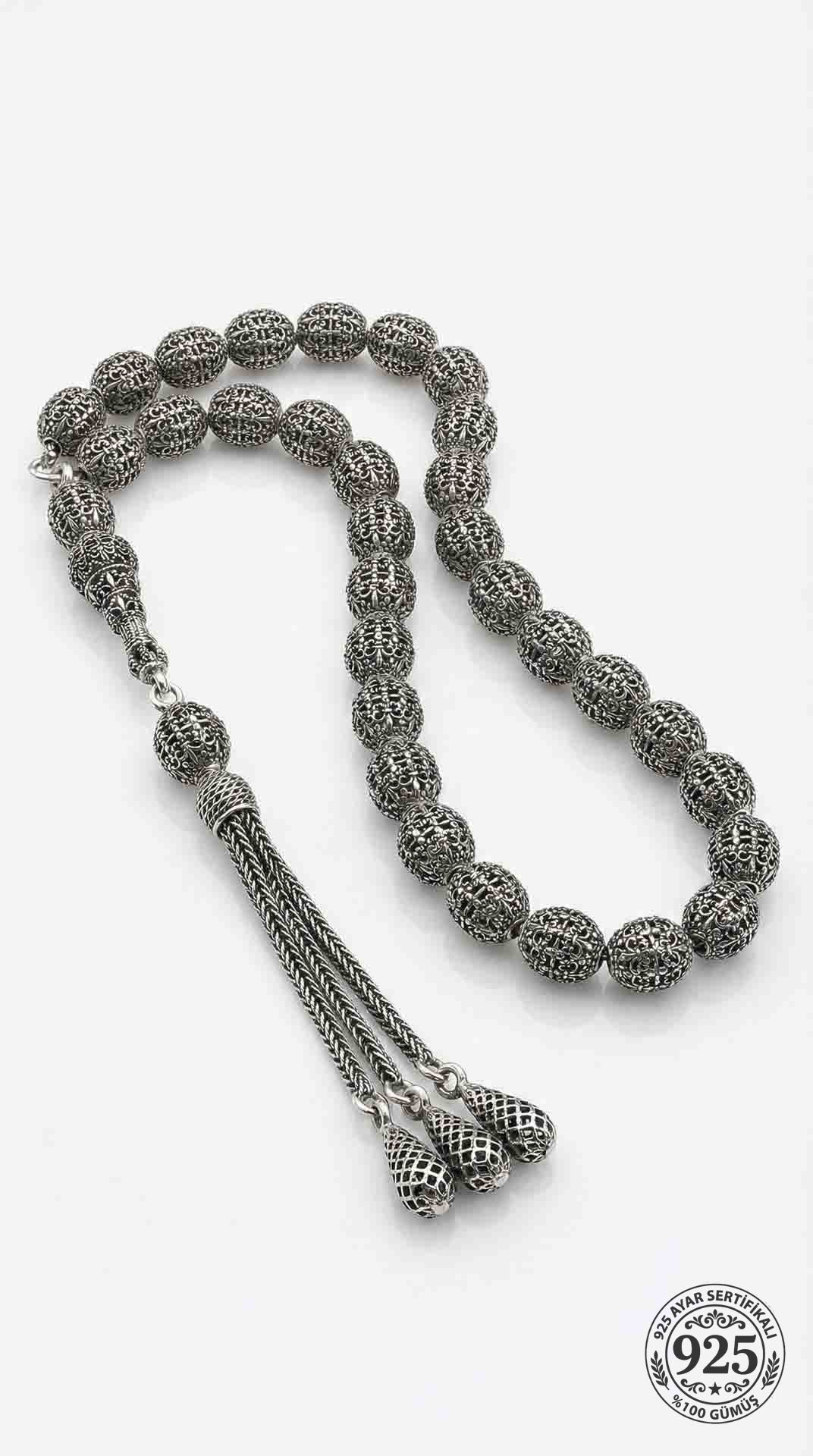 925 Ayar Oval Kesim 3 Kamçılı Püskül Orta Boy Örgü Desenli Otantik Gümüş Tesbih