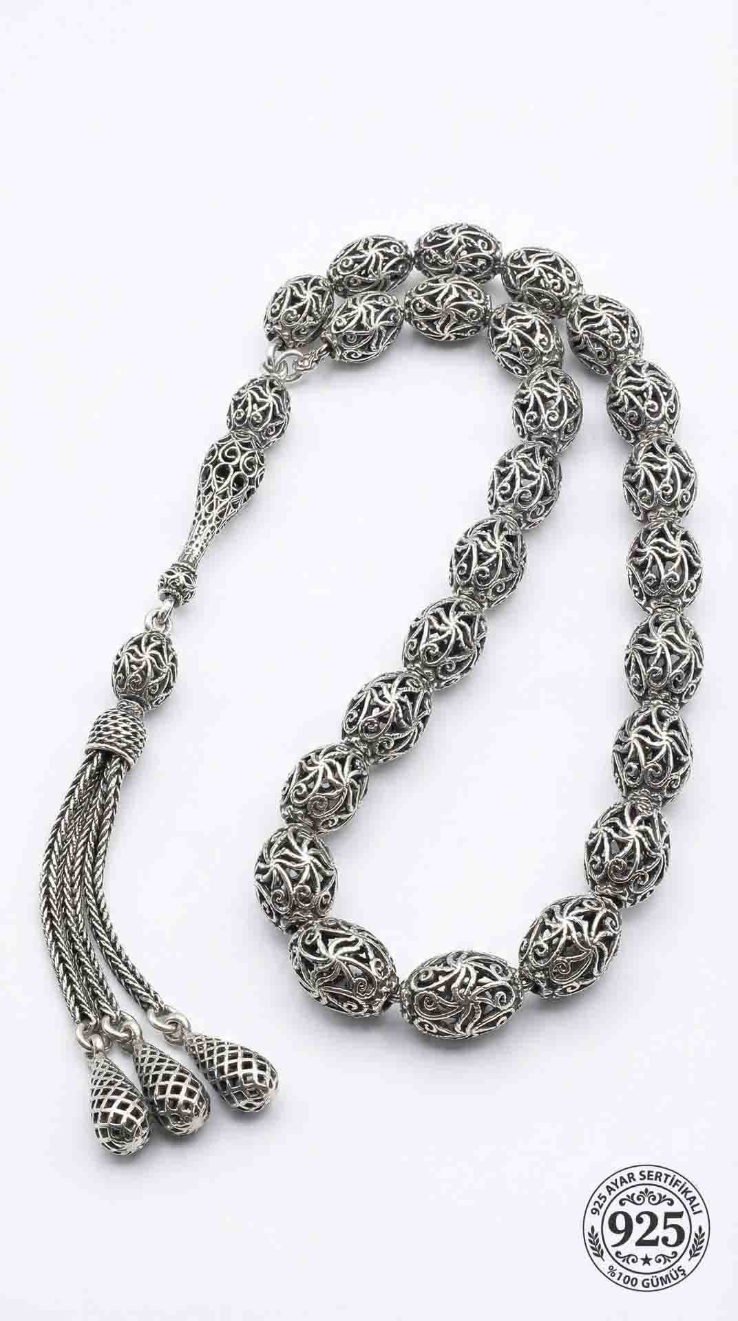 925 Ayar Oval Kesim 3 Kamçılı Püskül Orta Boy Spiral Desenli Otantik Gümüş Tesbih