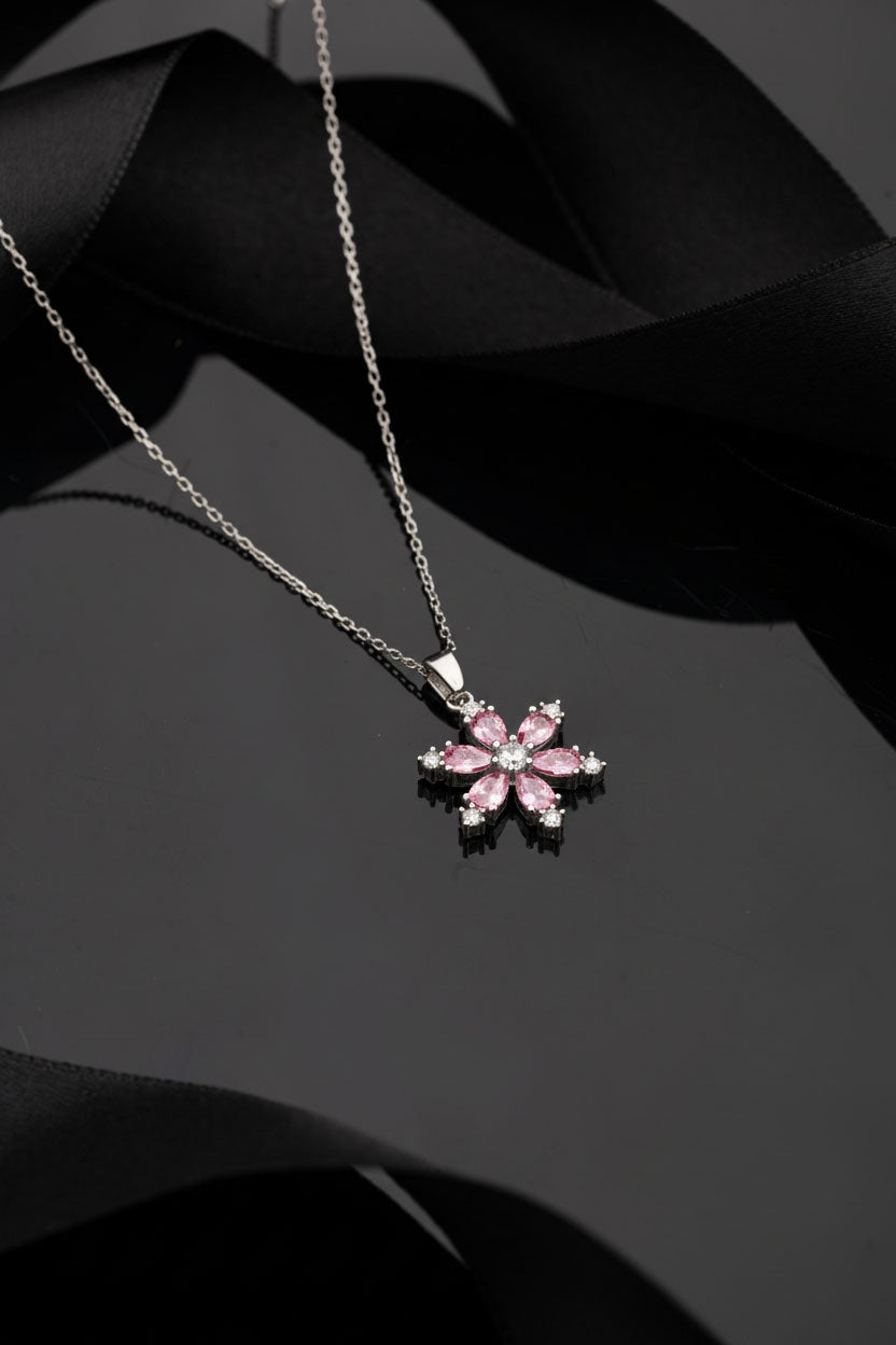 925 Ayar Pembe Kuvars Taşlı Rodyum Lotus Çiçeği Gümüş Kolye