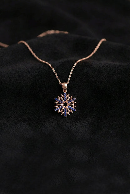 925 Ayar Safir Taşlı Rose Kar Tanesi Gümüş Kolye