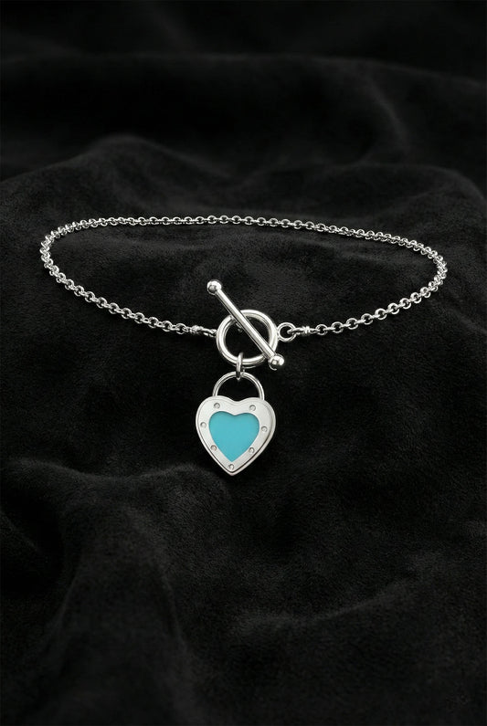 925 Ayar Turkuaz Mineli Kalp Kilit Detaylı Charm Gümüş Bileklik (Ayarlanabilir)