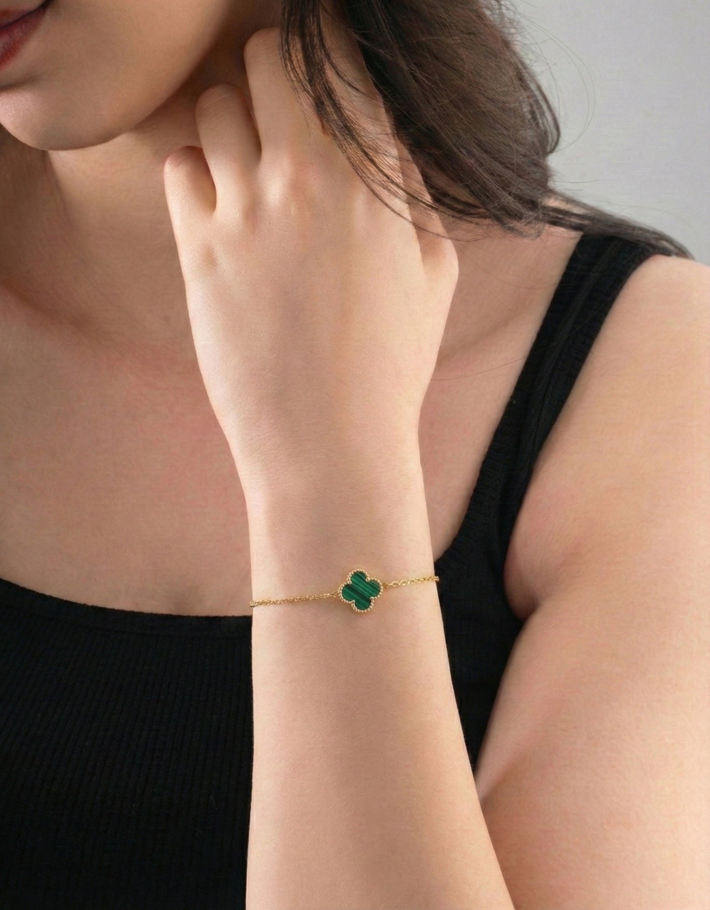 925 Ayar Yeşil Kaplangözü Taşlı Gold Tekli Yonca Gümüş Bileklik