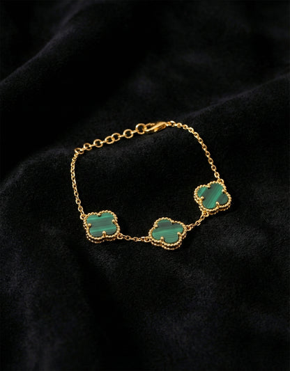 925 Ayar Yeşil Kaplangözü Taşlı Gold Van Cleef Üçlü Yonca Gümüş Bileklik