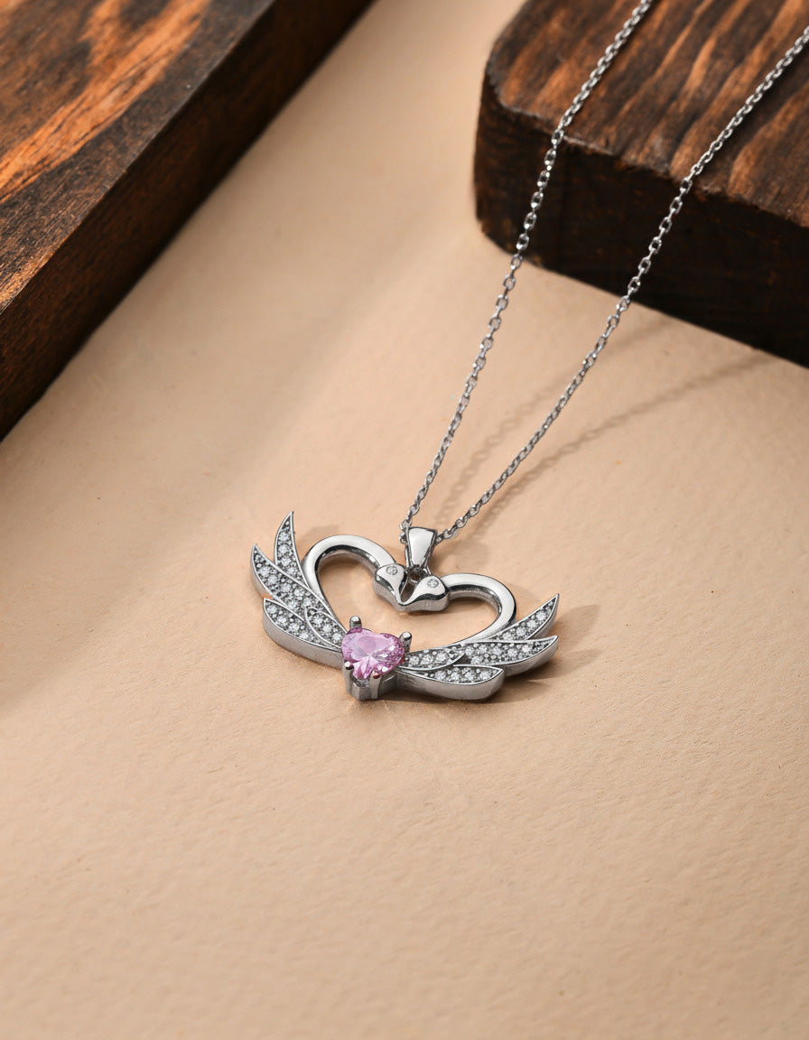 925 Ayar Zirkon Taşlı Rodyum Birleşen Kuğular Kalp Motifli Gümüş Aşk Kolyesi