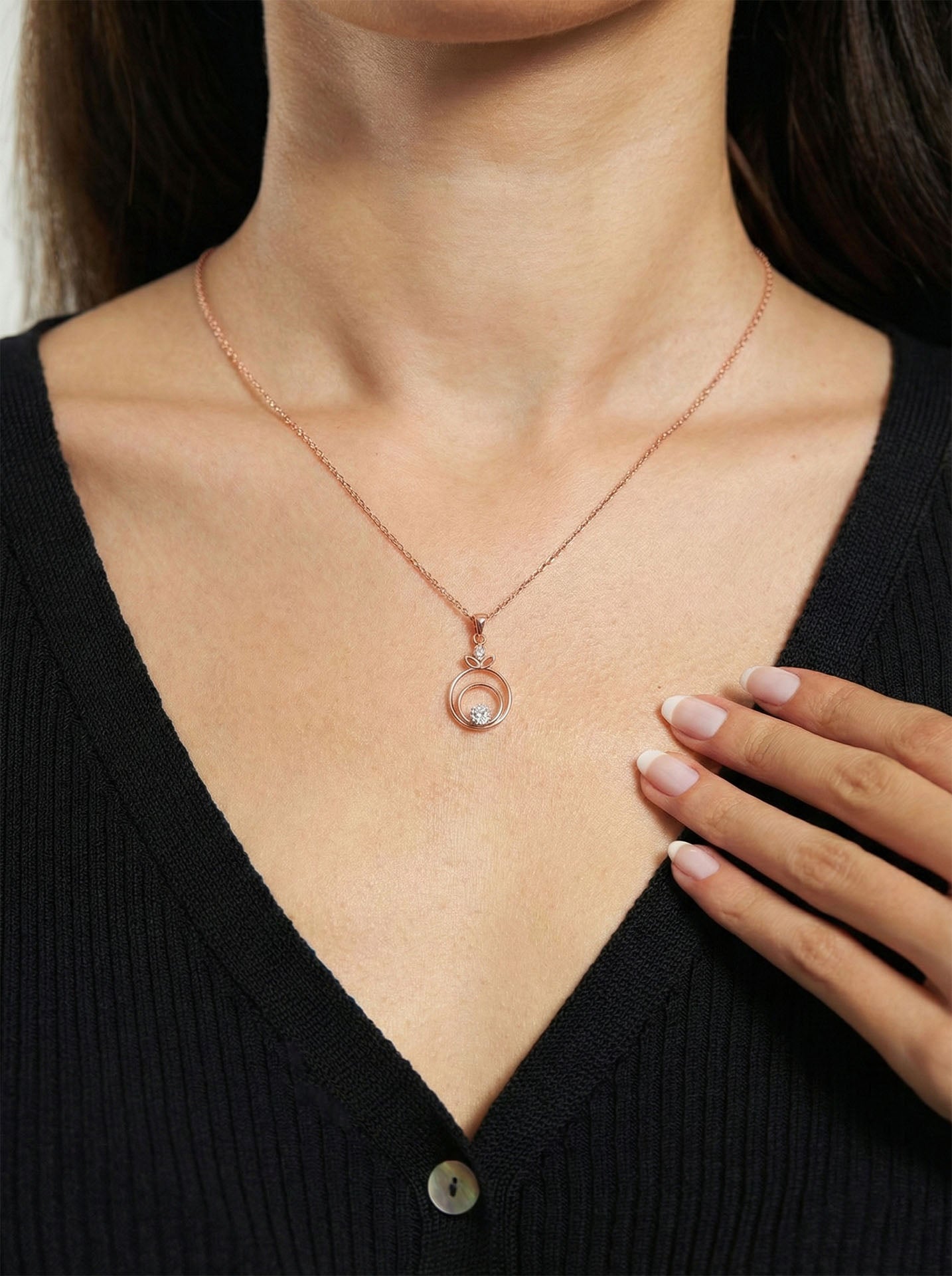 925 Ayar Zirkon Taşlı Rose Çiçekli Halka Gümüş Kolye