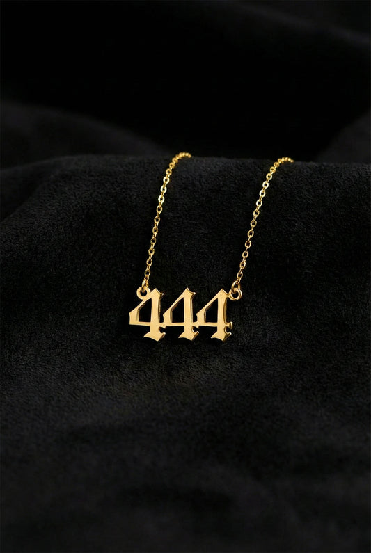 925 Ayar Gold 444 Melek Sayısı Gümüş Koruma Kolyesi