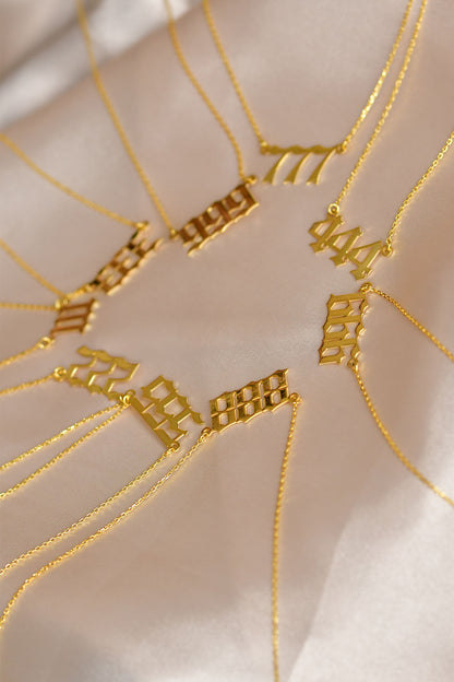 925 Ayar Gold 444 Melek Sayısı Gümüş Koruma Kolyesi