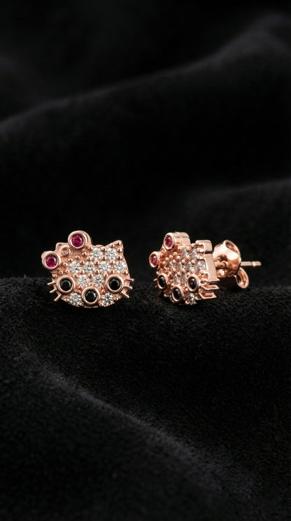 925 Ayar Mix Taşlı Rose Hello Kitty Çivili Minimal Gümüş Küpe