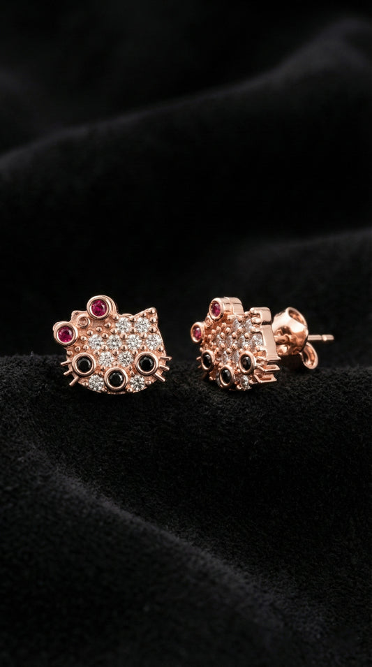 925 Ayar Mix Taşlı Rose Hello Kitty Çivili Minimal Gümüş Küpe