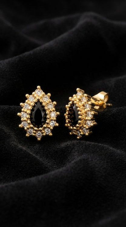 925 Ayar Oniks Taşlı Gold Damla Anturaj Minimal Çivili Gümüş Küpe