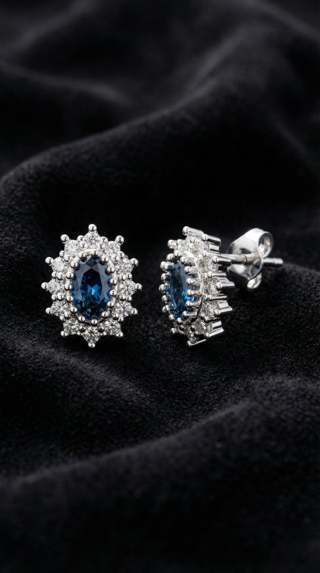 925 Ayar Safir Taşlı Rodyum Oval Anturaj Minimal Çivili Gümüş Küpe
