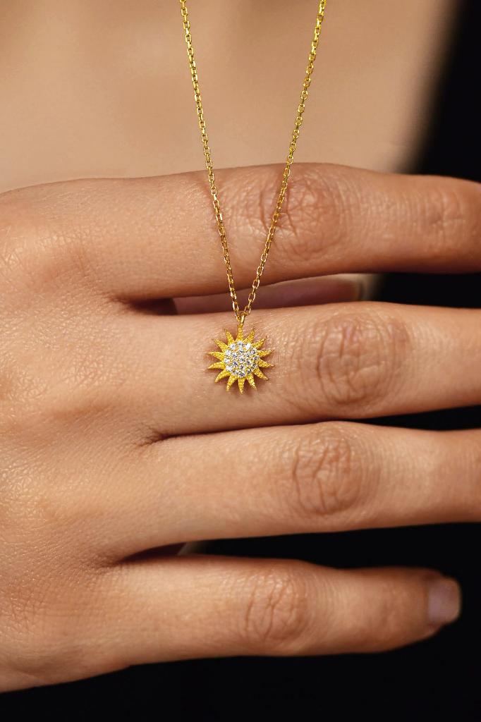 Zirkon Taşlı Gold Güneş Minimal Gümüş Kolye